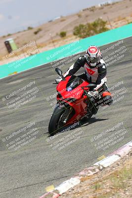 media/Oct-15-2022-TrackXperience (Sat) [[8f70b8b0be]]/Group 2/session 4 turn 1/